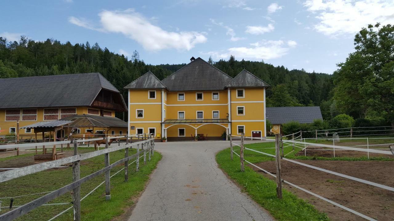 Ferienwohnungen Gut Seebacher Klagenfurt am Wörthersee Exterior foto